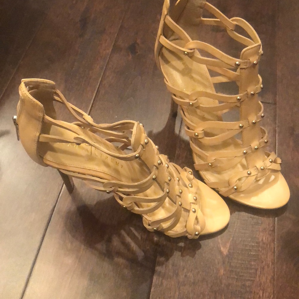 I Vanka trump heels